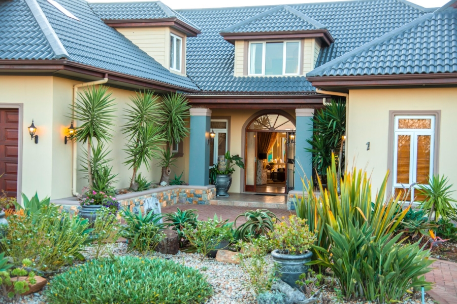 4 Bedroom Property for Sale in Pezula Golf Estate Western Cape